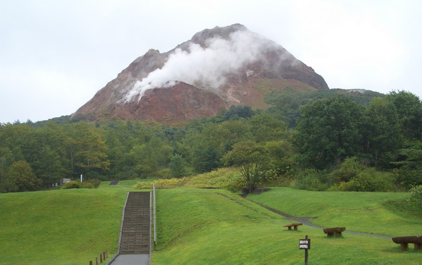 【北海道】东京、箱根、北海道6日(4晚温泉/富士山/支笏湖/地狱谷)