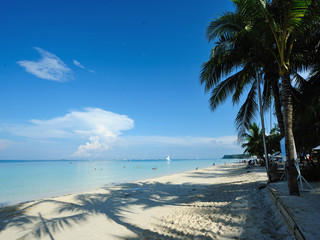 【长滩岛3晚5天半自由行】赠送长滩螃蟹船出海（入住2号海滩皇冠丽晶）                                     