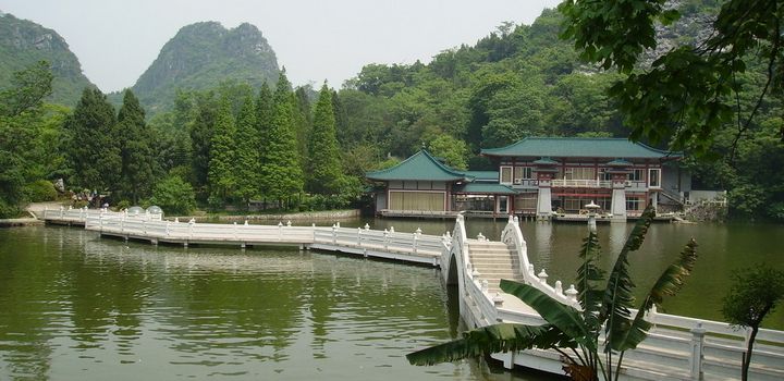 桂林、兴坪漓江、阳朔西街、刘三姐大观园双卧5/单飞4/双飞4日