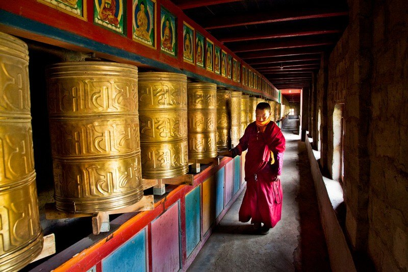 <西藏全景双飞8日游>0自费，转双湖，林芝2晚，赠2120元礼包，精华全含，全程住挂三                                      