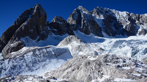 【天津出发】<落日映雪>北京直飞 丽江⇋往返 丽江+大理+香格里拉 6日游                                     