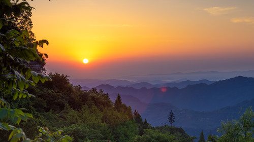 <长江一号> 上水纯玩 宜昌、葛洲坝、三峡大坝、三峡人家、小三峡、白帝城、升船机、丰都名山、重庆双卧7日游