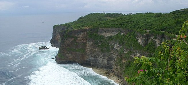 【香港+巴厘岛6晚8天】香港2天自由活动 2晚泳池别墅2晚海边酒店                                     